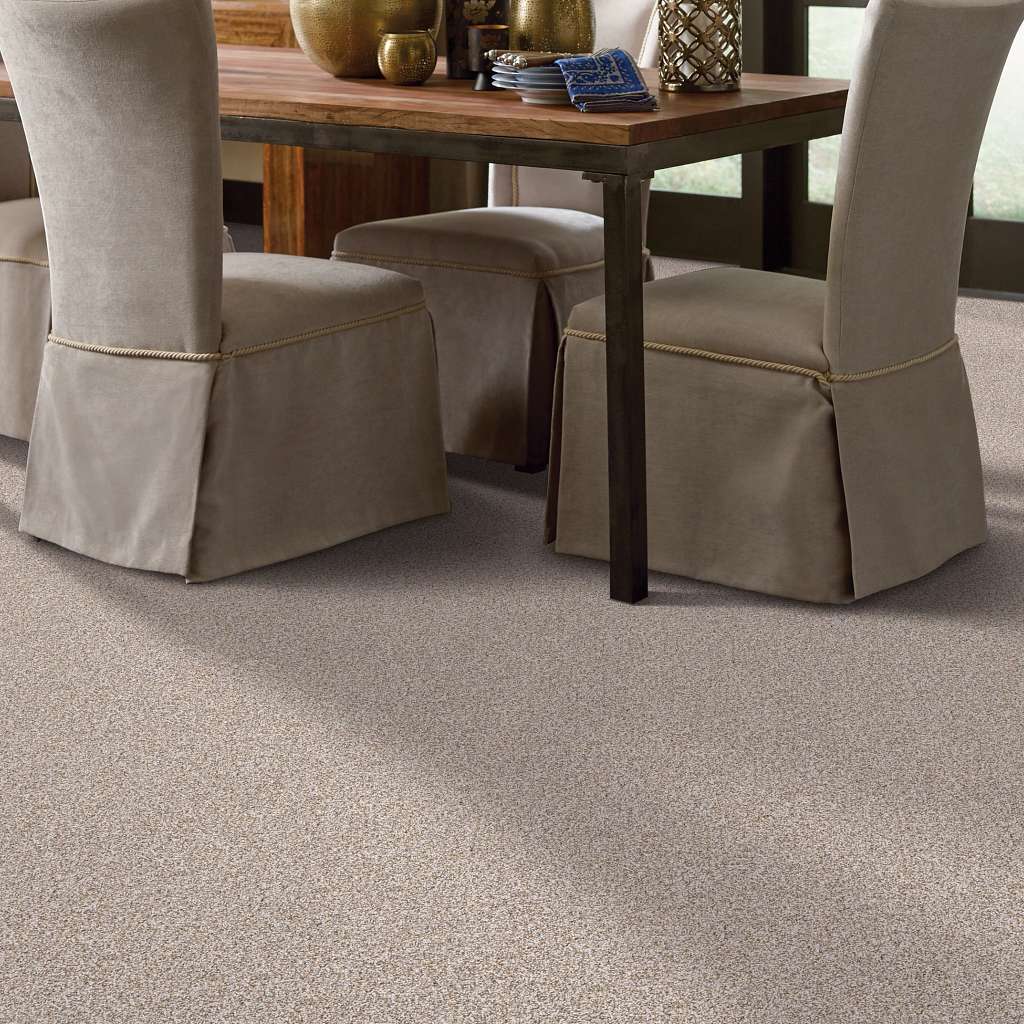 Colección Devon Classic III Crema en alfombras rollo residencial
